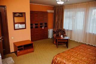 Отель Достык отель Шымкент Двухместный номер Делюкс с 1 кроватью-2